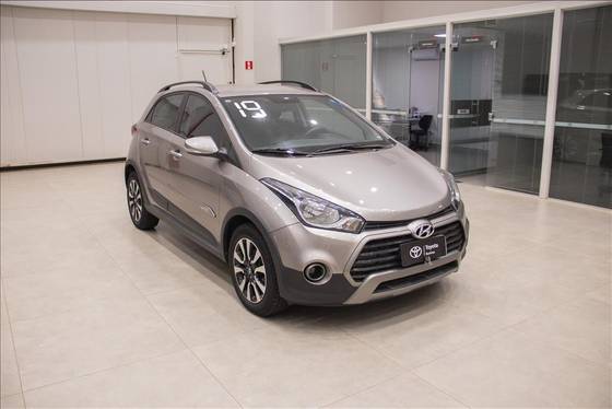 HYUNDAI HB20X 1.6 16V STYLE FLEX 4P AUTOMÁTICO HYUNDAI HB20X 1.6 16V STYLE FLEX 4P AUTOMÁTICO